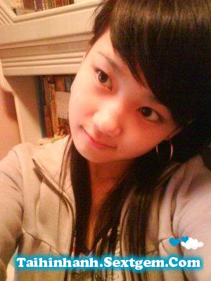 bé linh live chip