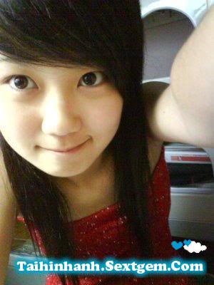 bé linh live chip
