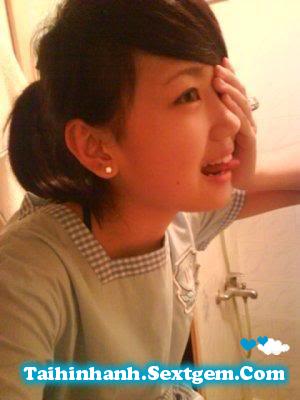 bé linh live chip